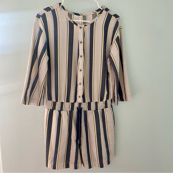 Travis Mathew LUCKY LOO TWILL TIE WAIST ROMPER navy size medium - Picture 2 of 16